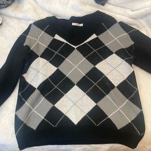 cozy, oversized argyle sweater from romwe